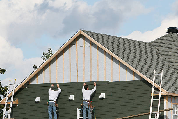 Professional Vinyl Siding technician working in Jackson Springs, NC